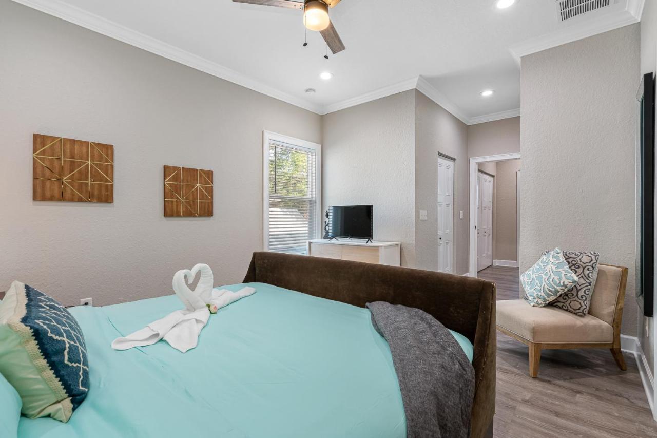 Cozy And Spacious 4Br House With Pool In แทมปา ภายนอก รูปภาพ
