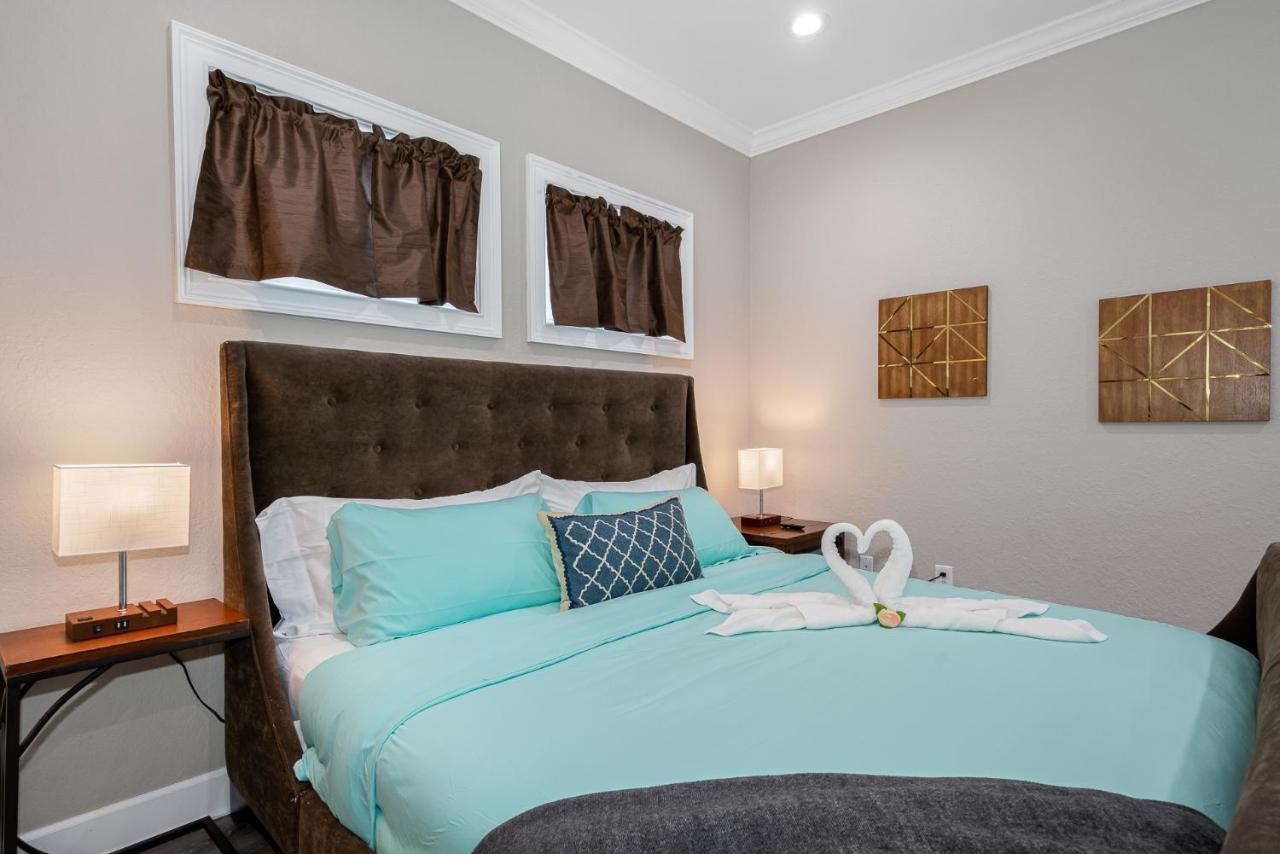 Cozy And Spacious 4Br House With Pool In แทมปา ภายนอก รูปภาพ